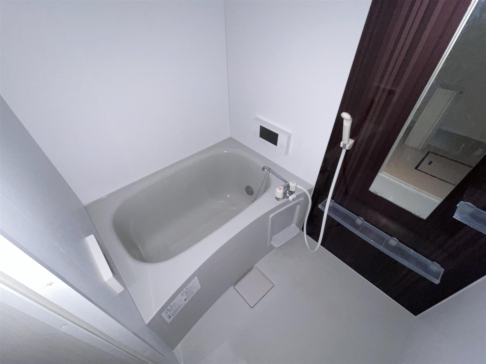 バス・シャワールーム　一日の疲れをいやすお風呂です♪