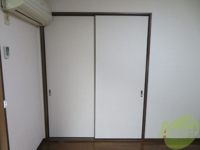 収納　クローゼットがありました。お洋服や荷物はここへ