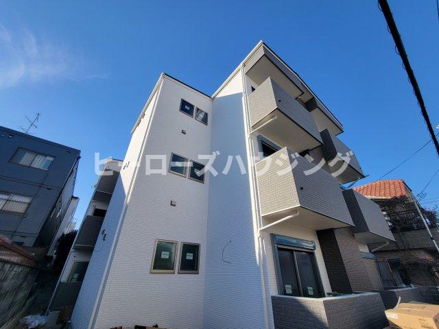 建物外観　※フロアー4室、全室東向き！