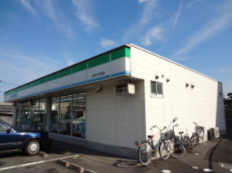 コンビニ　ファミリーマート　国道五個荘店（コンビニ）まで600m
