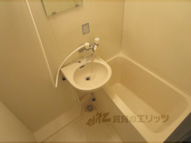 バス・シャワールーム　ユニットバス