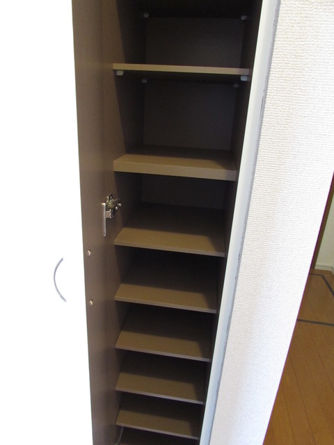 その他設備　下駄箱