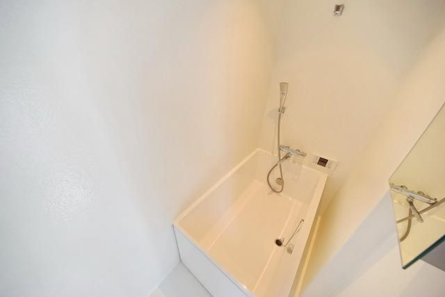 バス・シャワールーム　★追炊き機能付きのバスルーム★