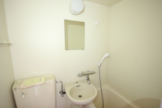 洗面設備　※別部屋の写真です