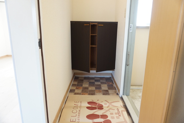 玄関　シューズボックス