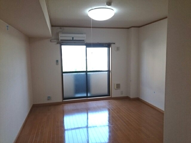 居室・リビング　同仕様