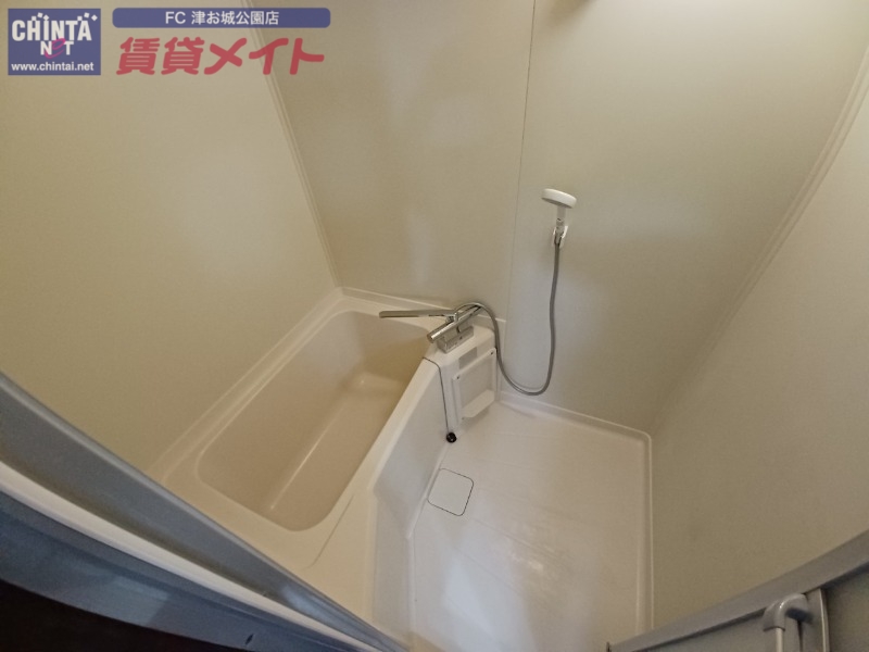 バス・シャワールーム　別部屋の写真