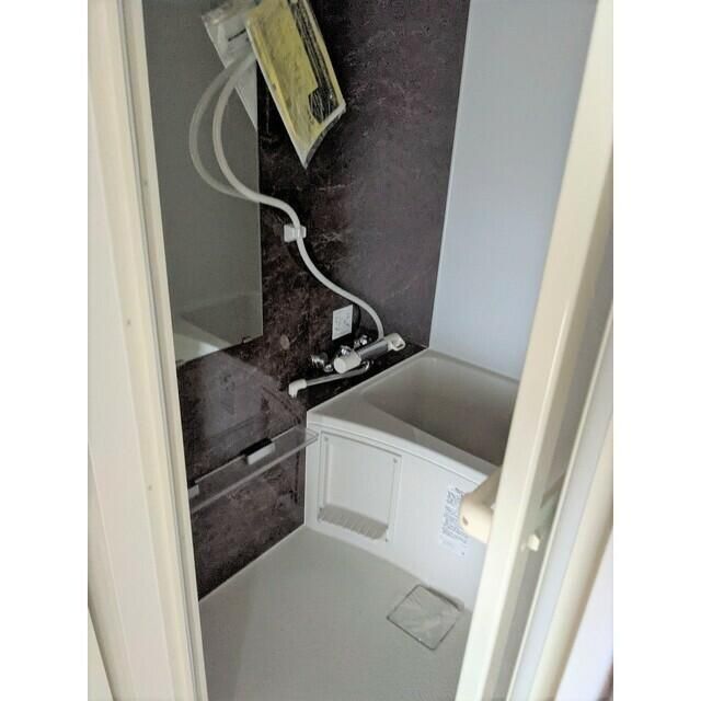 バス・シャワールーム　お風呂で日々の疲れを落としましょう