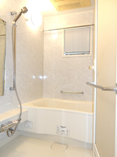 バス・シャワールーム　浴室　※2026年2月撮影