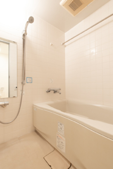 バス・シャワールーム　※写真は同タイプ住戸です。