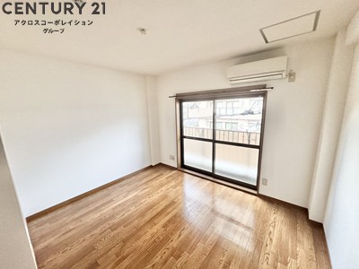 居室・リビング　日当たり良好なリビングです。