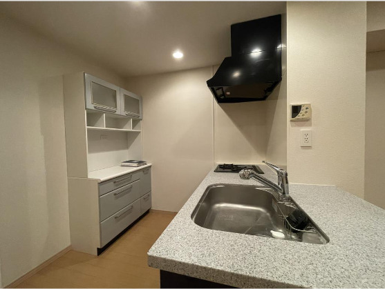 キッチン　弊社でお手続き頂きますと仲介手数料が賃料の半月分＋消費税から