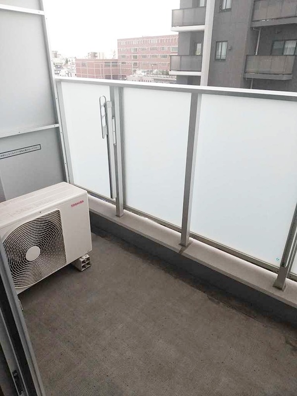 バルコニー　※同仕様写真含む
