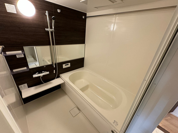 バス・シャワールーム　※同シリーズ参考画像