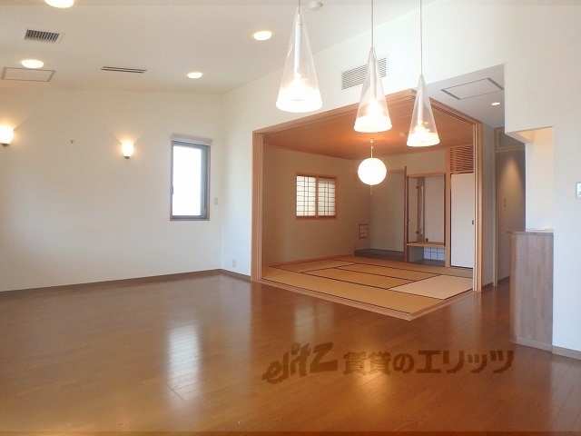 居室・リビング　洋室