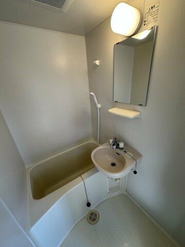 バス・シャワールーム　別部屋写真参考