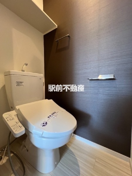 トイレ　写真は同シリーズ別物件