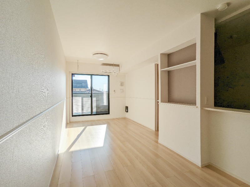 居室・リビング　図面と現状に相違がある場合には現状を優先