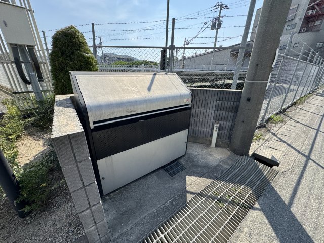その他　ゴミ捨て場（その他）まで10m