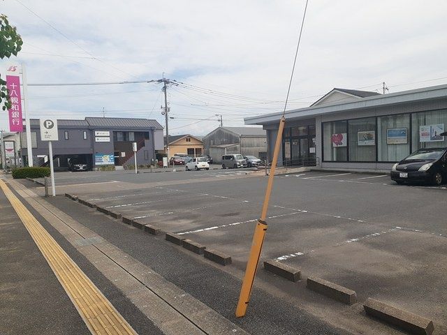 銀行　十八親和銀行東諫早支店（銀行）まで144m