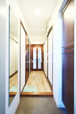 玄関　玄関です。