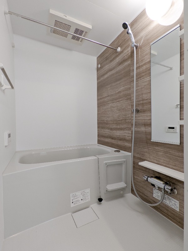 バス・シャワールーム　図面と現状に相違がある場合には現状を優先