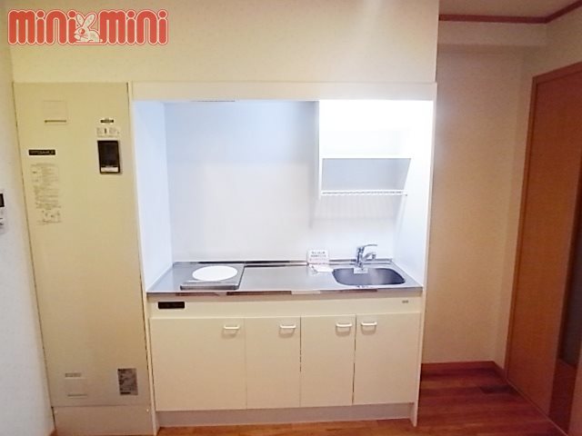 キッチン　まな板スペースのあるＩＨキッチン