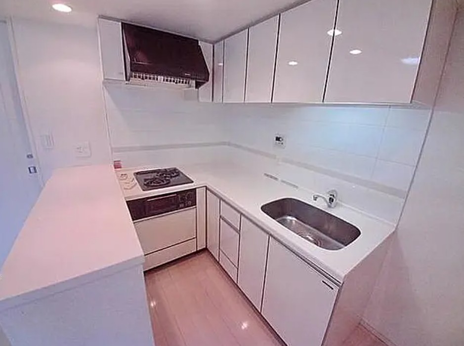 キッチン　※別部屋参考写真