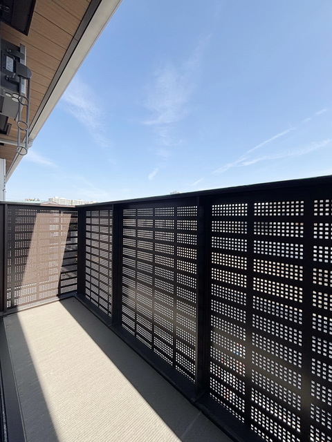 バルコニー　～今日は朝からお洗濯っ～