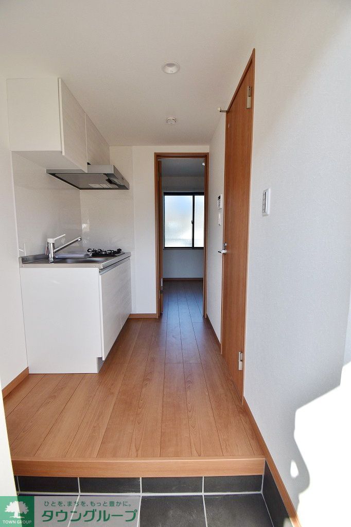 玄関　リビング/居室