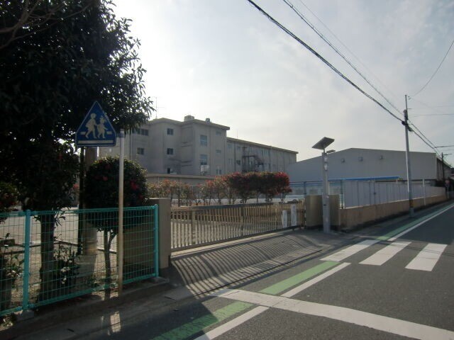 小学校　浜松市立相生小学校（小学校）まで707m