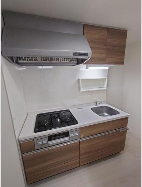 キッチン　※写真は同じマンションの違う部屋のものになります。