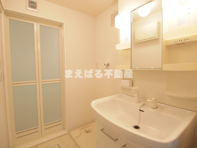 洗面設備　洗面脱衣所スペース（反転タイプ）