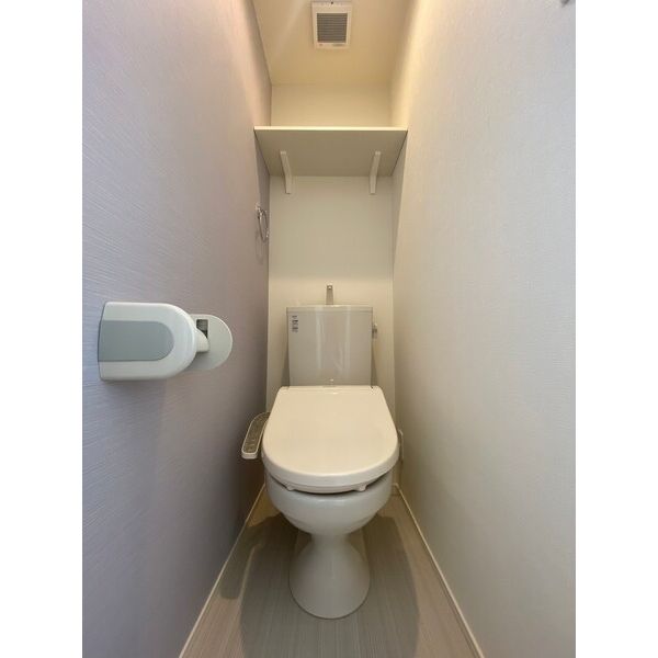 トイレ　※同シリーズの写真になります。