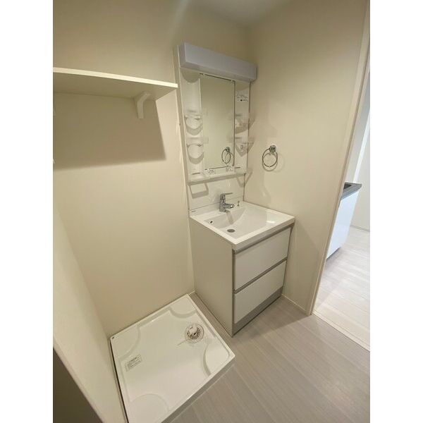 洗面設備　※同シリーズの写真になります。