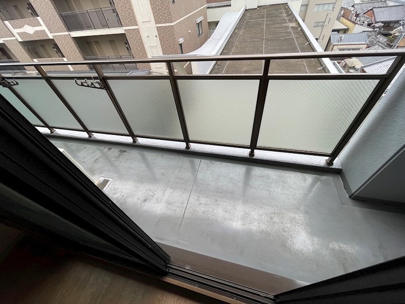 バルコニー　※他のお部屋です、ご参考までに