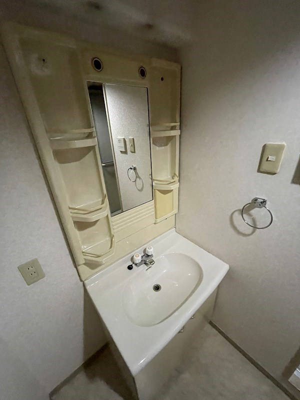 洗面設備　※他のお部屋です、ご参考までに
