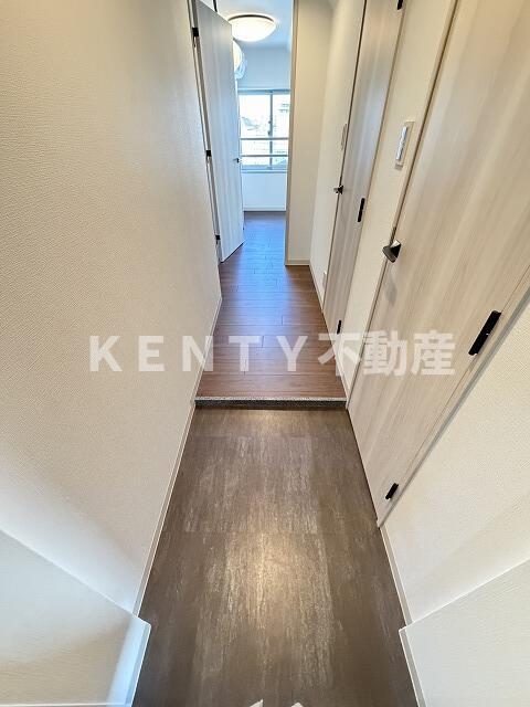 玄関　シンプルで使いやすい玄関です