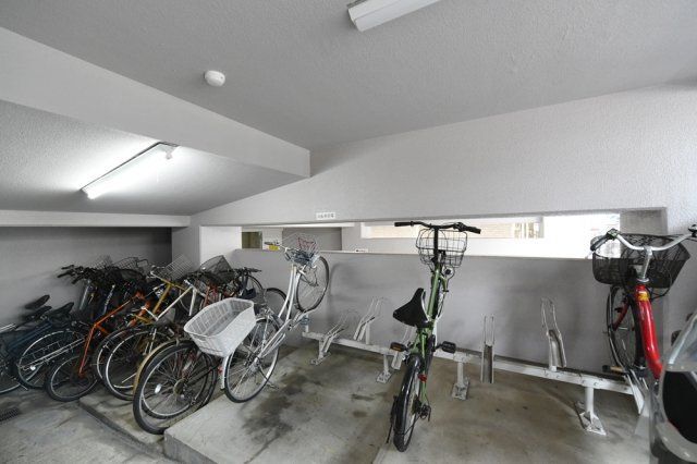 駐車場　駐輪場