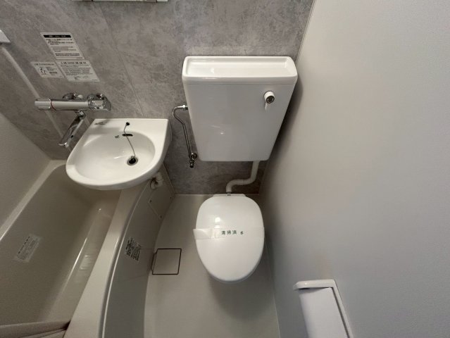 トイレ　シンプルで使いやすいトイレです