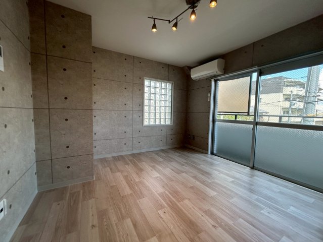 居室・リビング　おしゃれな居間です