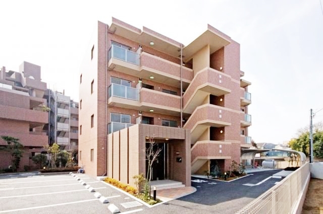 建物外観　【南向き前面棟無し明るいお部屋！】お問い合わせはお早めに♪