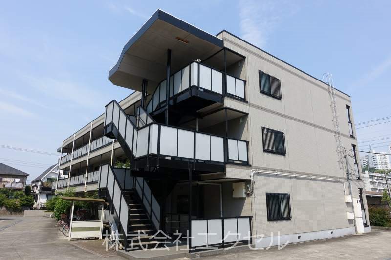 建物外観　駅徒歩圏内です。