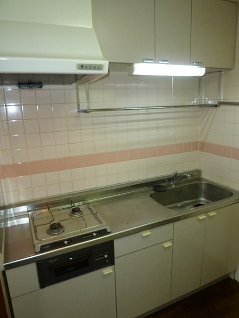 キッチン　ガスコンロ付きキッチンです。