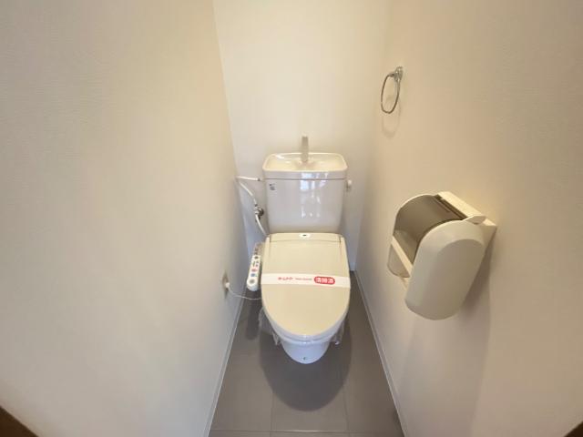 トイレ　シャワー付トイレ