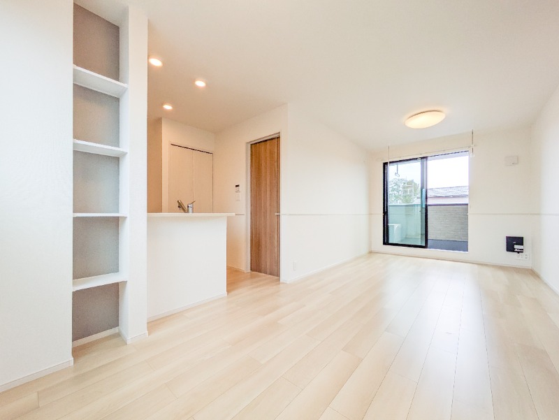 居室・リビング　図面と現状に相違がある場合には現状を優先