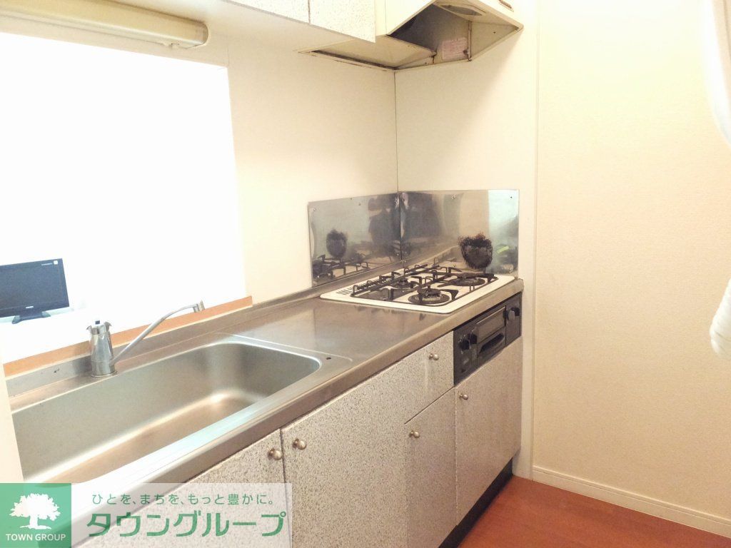 キッチン　３口ガスコンロ仕様のカウンターキッチンです。