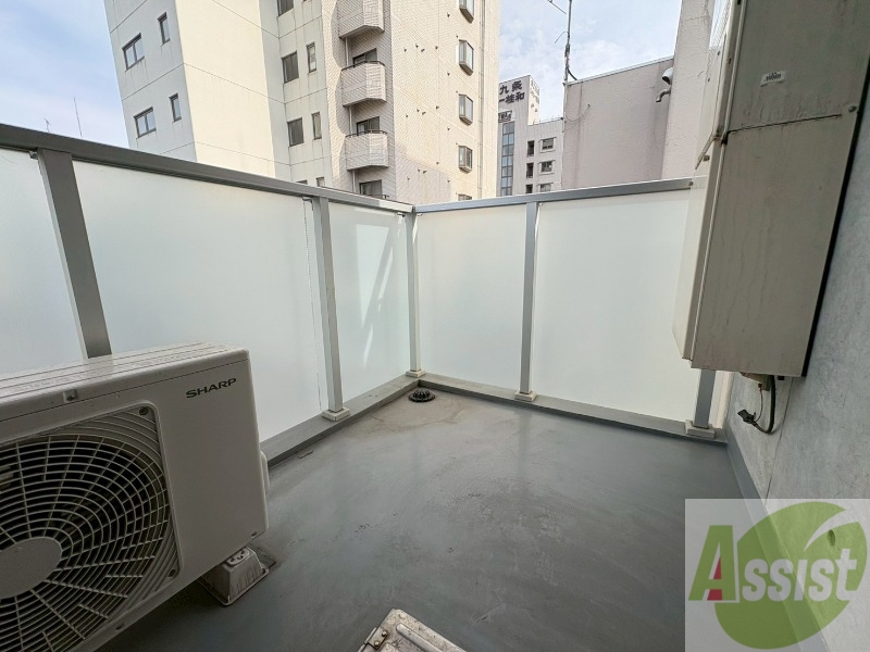 バルコニー　バルコニーが付いていますので一息ついてみてはいかがですか。