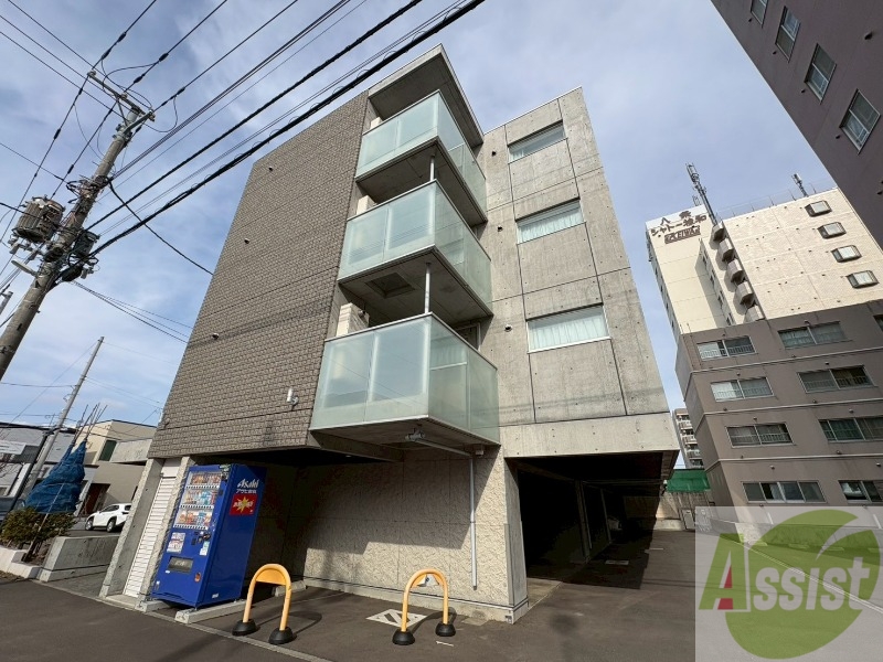 建物外観　札幌市中央区南８条西「ヴォーネン旭山公園通」