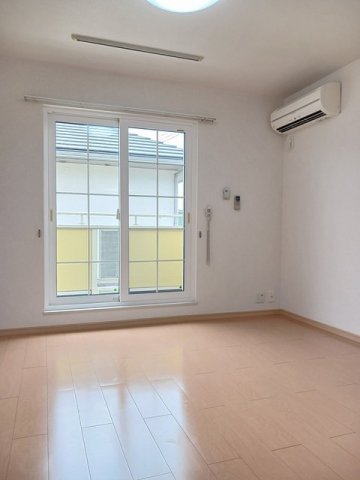 居室・リビング　居間です